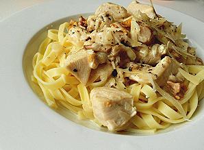 Kana-kukeseenepasta