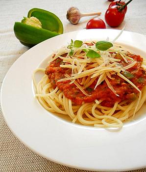 Pasta anshoovise-tomatikastmes
