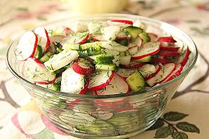 Redise-kurgi salat
